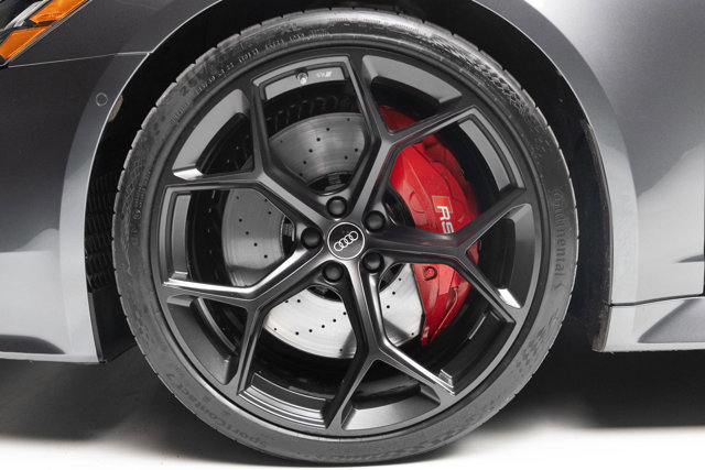 Used 2024 Audi RS 6 performance image 5