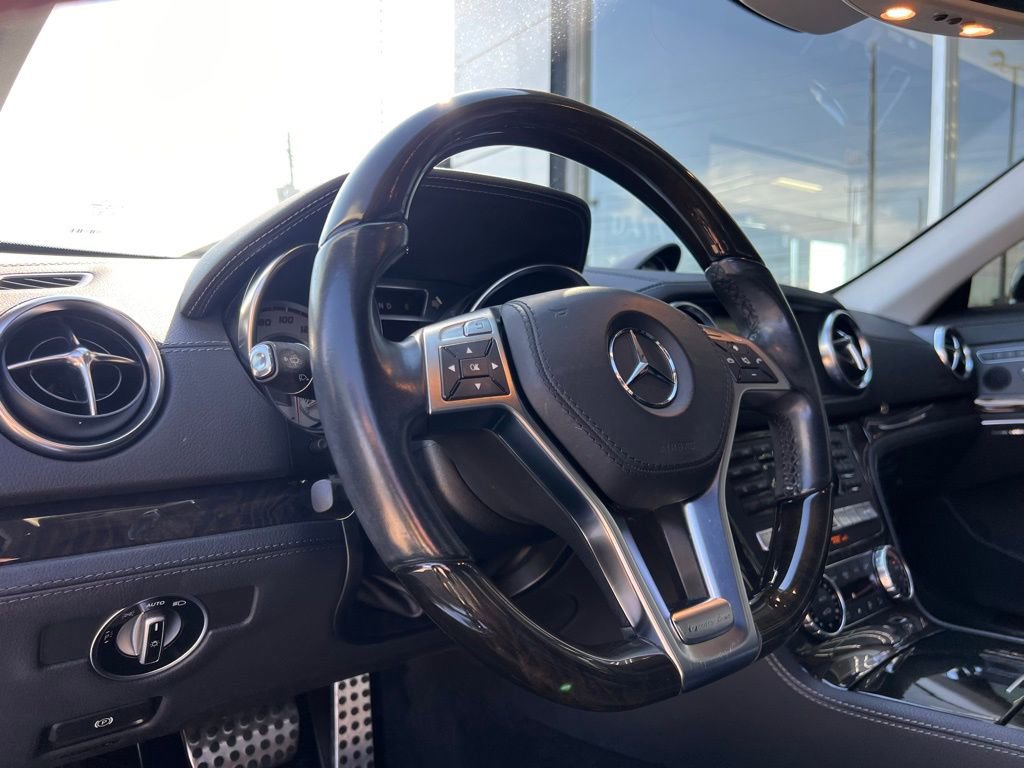 Used 2015 Mercedes-Benz SL 400 image 10