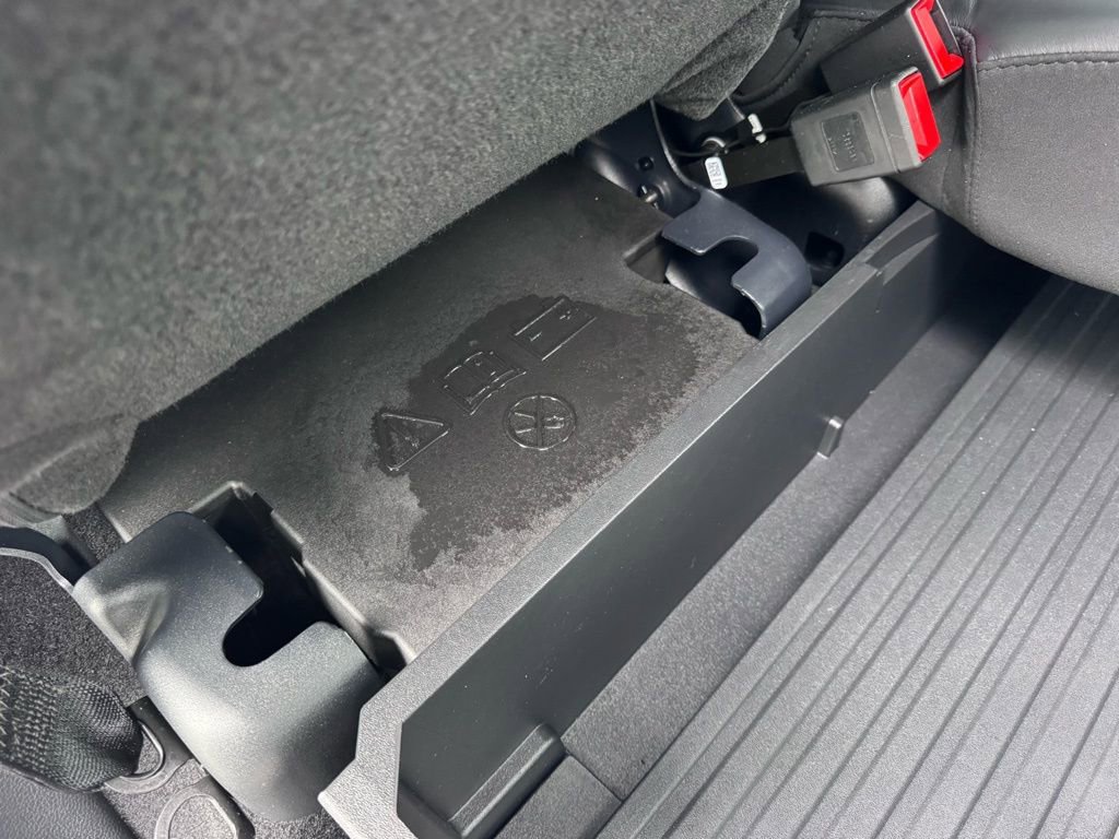 Used 2024 Ford F150 Platinum w/ Equipment Group 702A High AWD/4WD image 25