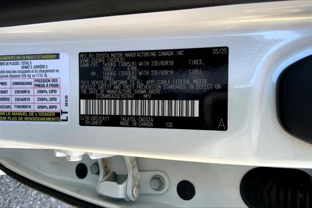Used 2025 Lexus RX 350 Premium w/ Accessory Package image 33