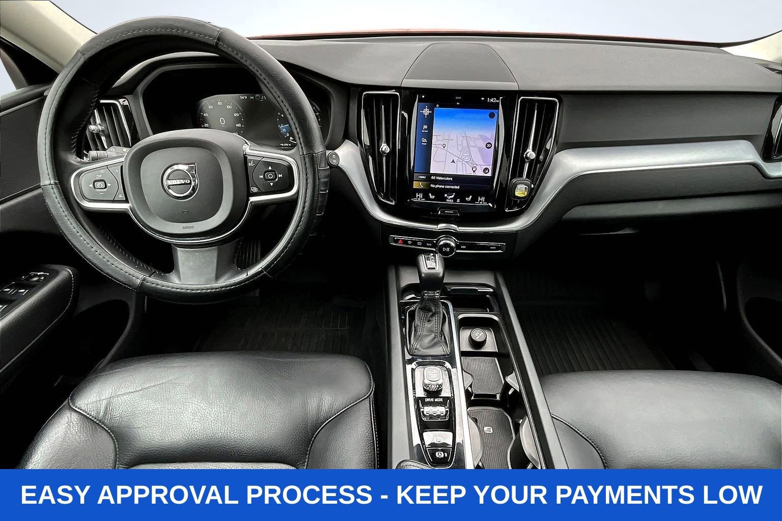 Used 2021 Volvo XC60 T5 Momentum w/ Premium Package image 9