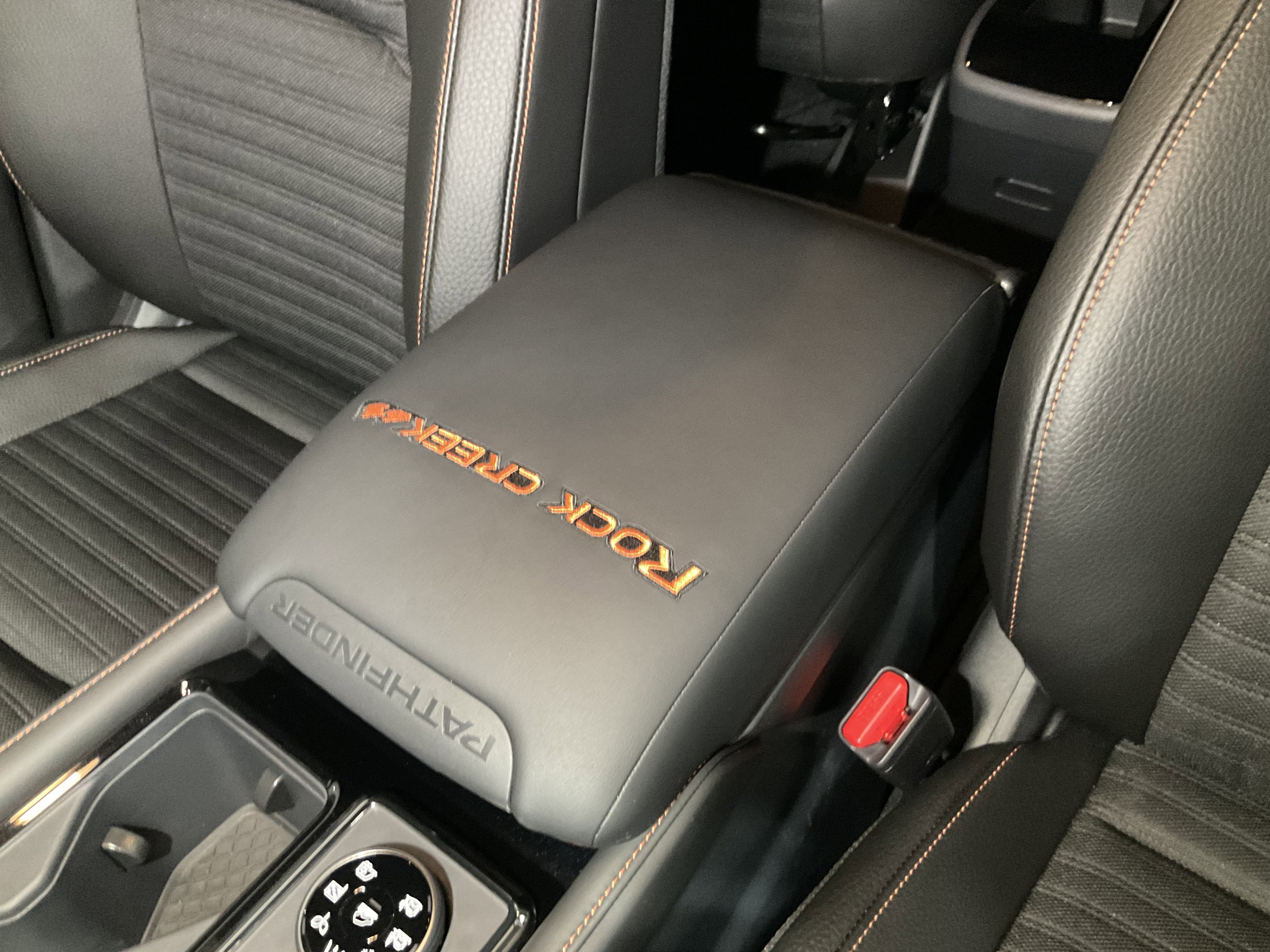 Used 2025 Nissan Pathfinder Rock Creek image 23