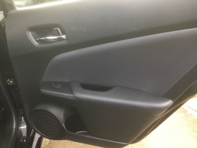 Used 2020 Toyota Prius XLE AWD/4WD image 9