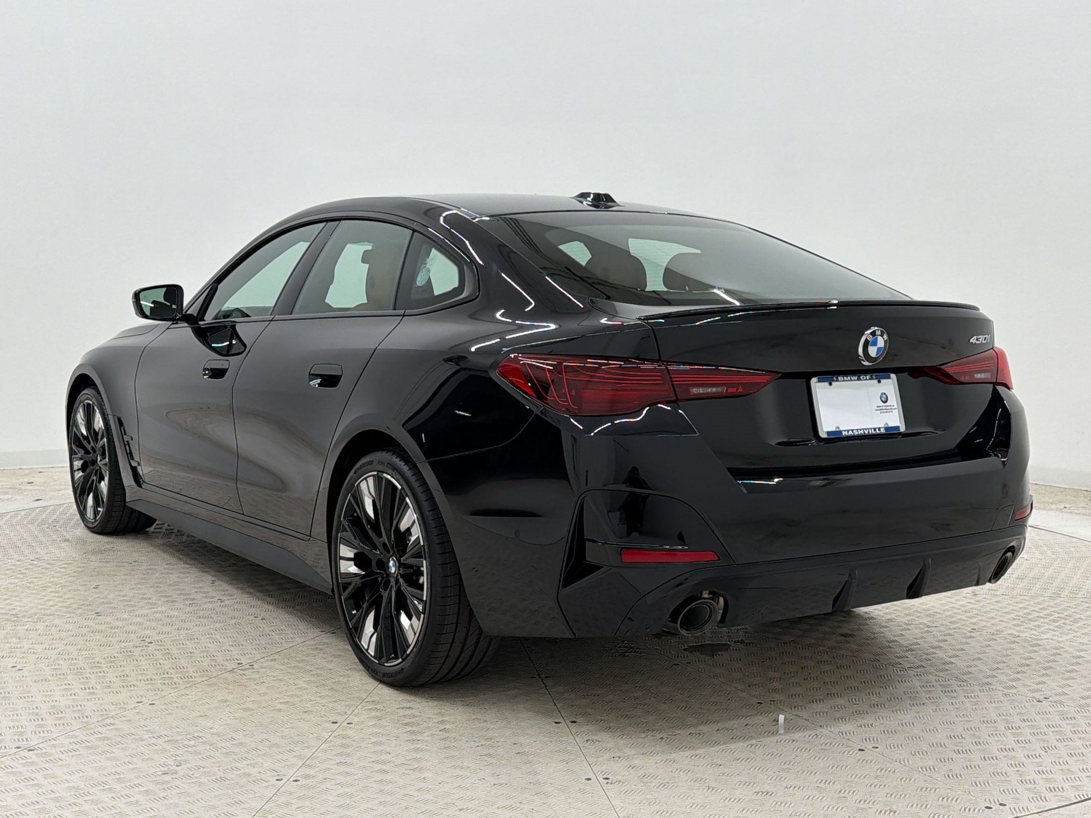 New 2026 BMW 430i w/ M Sport Package RWD image 3