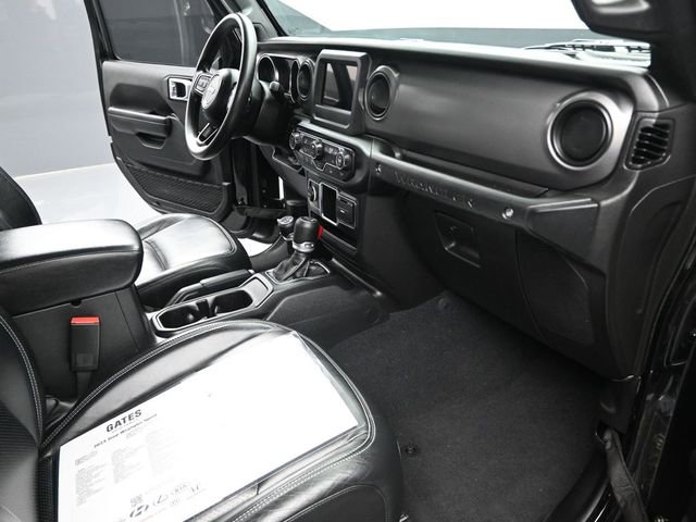 Used 2023 Jeep Wrangler Sport image 27
