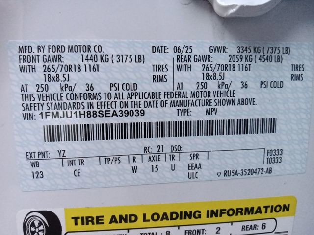 Used 2025 Ford Expedition Active RWD image 42