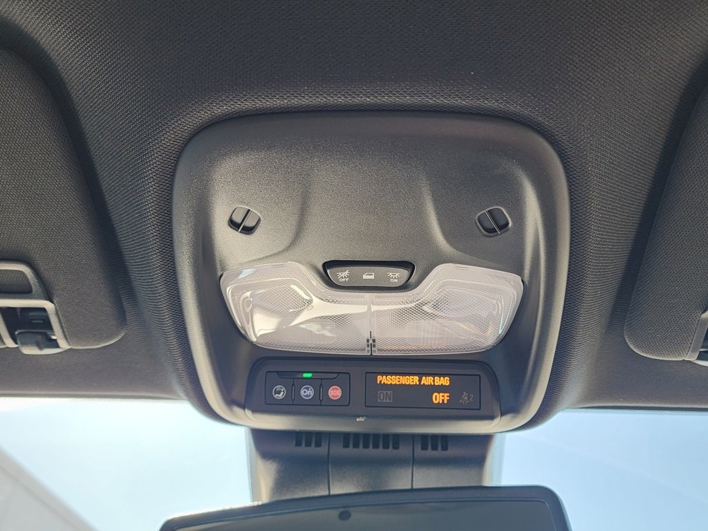 New 2026 GMC Canyon AT4 image 38