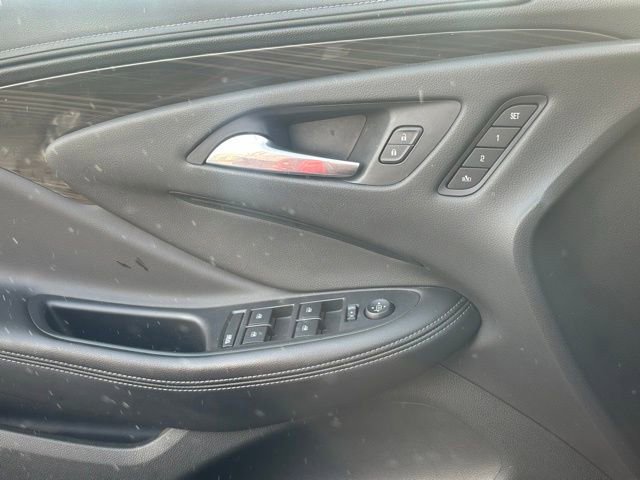 Used 2019 Buick Envision Essence w/ LPO, Cargo Package image 12