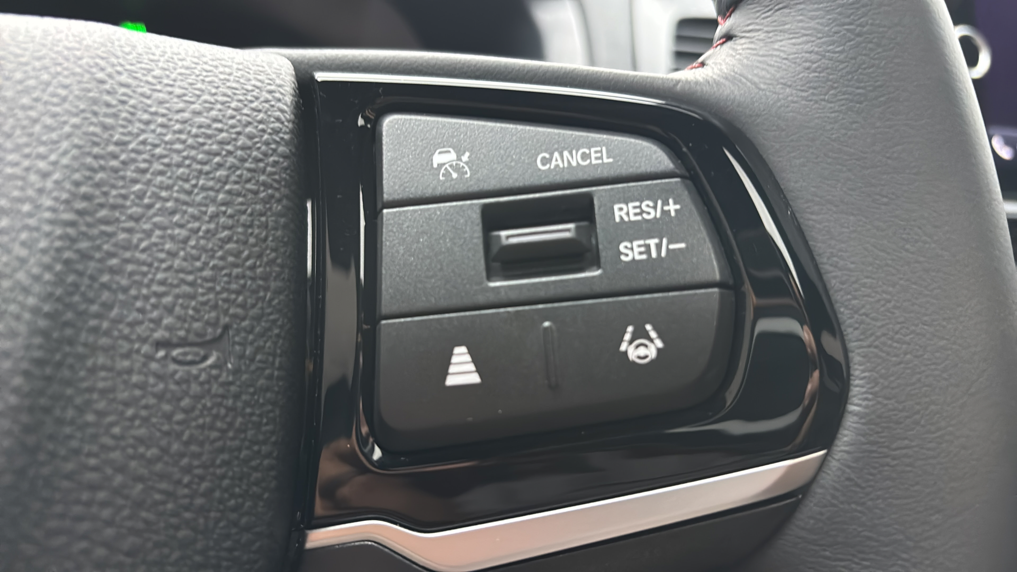 Certified 2026 Honda Odyssey Sport-L image 37