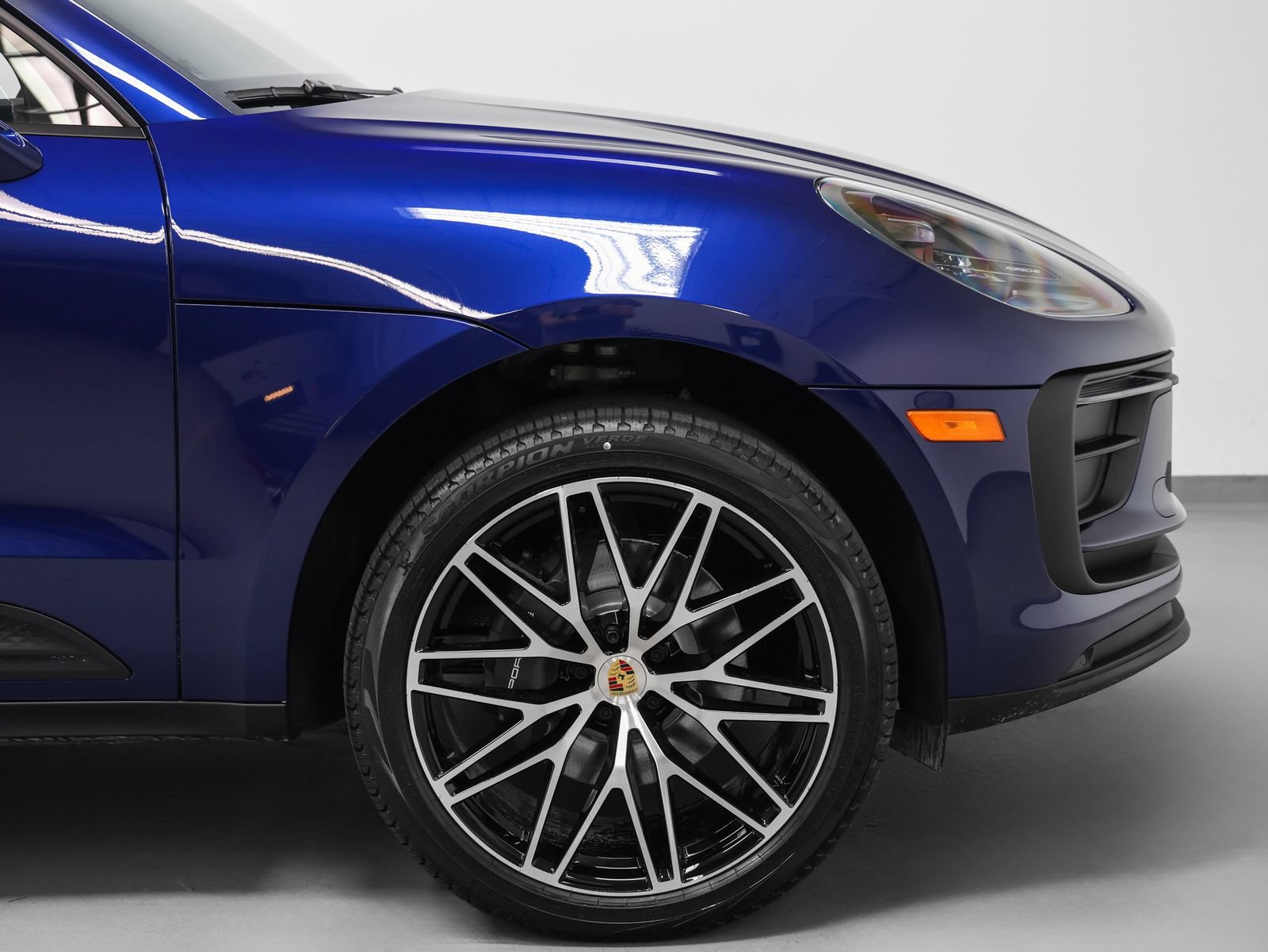 New 2026 Porsche Macan AWD/4WD image 15