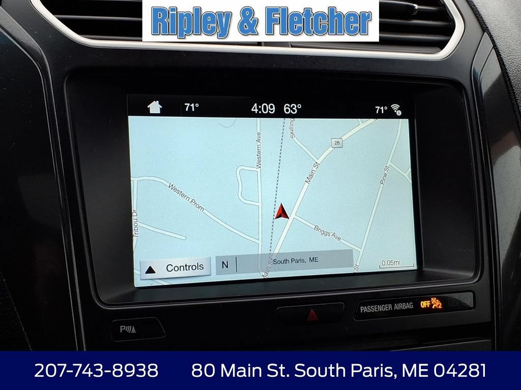 Used 2017 Ford Explorer XLT w/ Equipment Group 202A AWD/4WD image 22