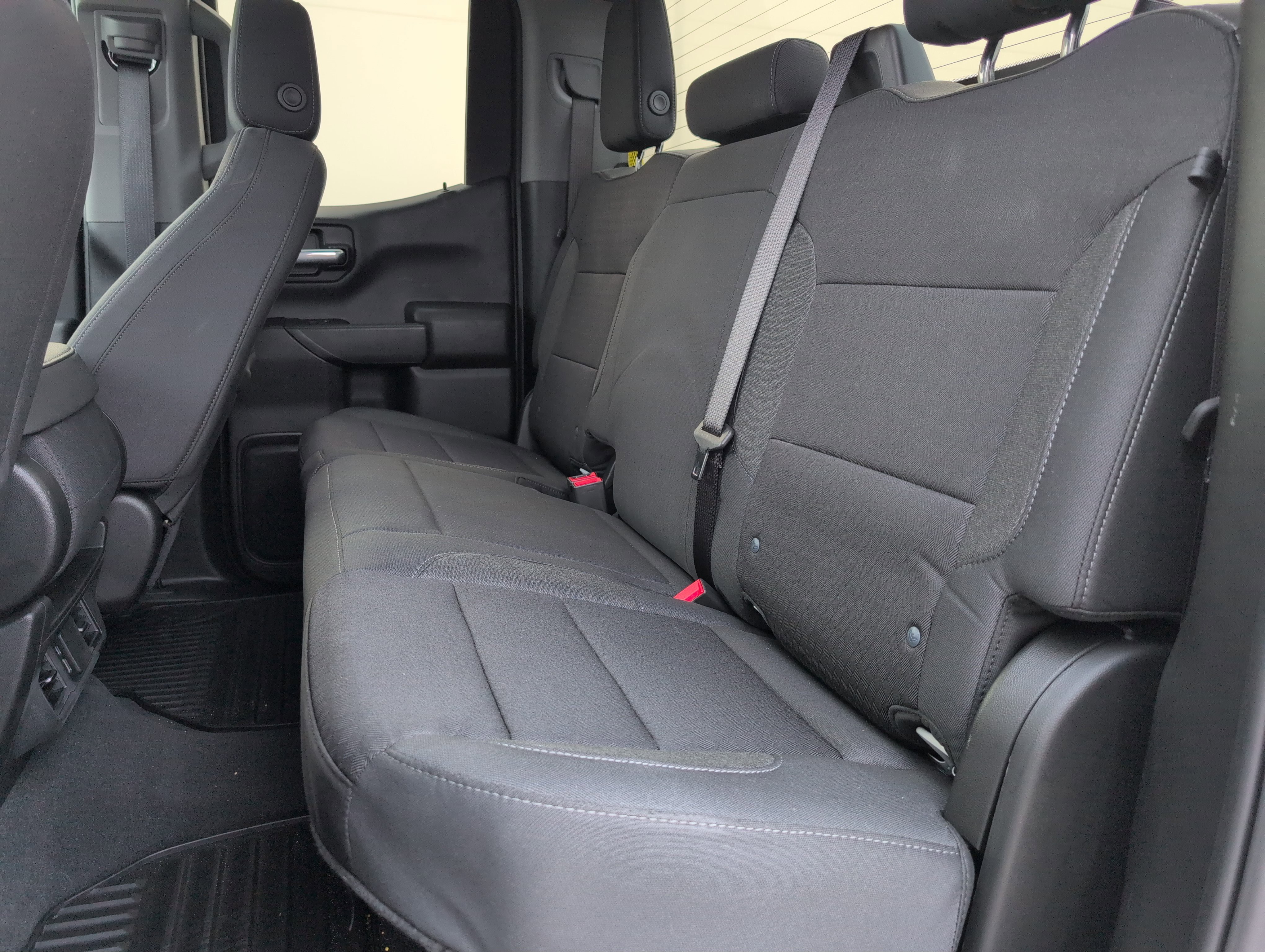 Used 2024 Chevrolet Silverado 1500 Custom image 25