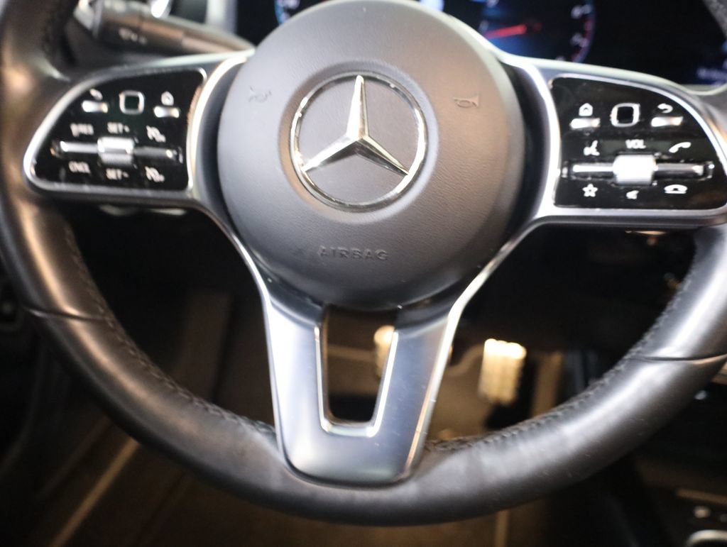 Used 2023 Mercedes-Benz CLA 250 4MATIC image 45