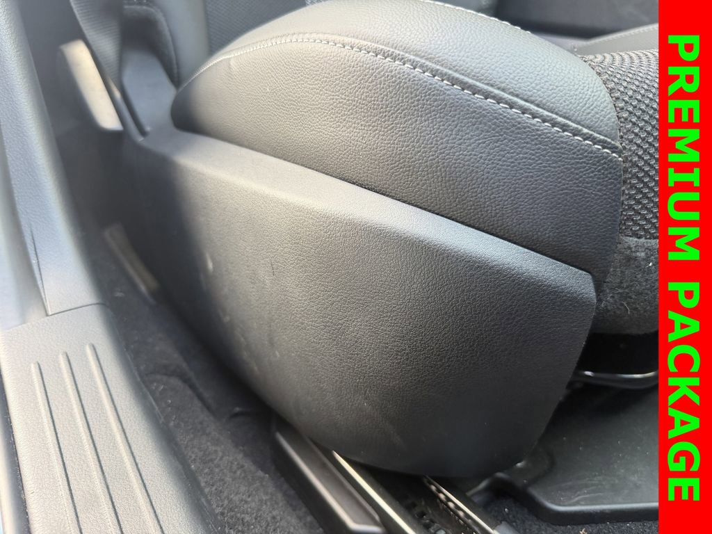 Used 2025 MAZDA CX-50 AWD 2.5 S w/ Weather Package image 28