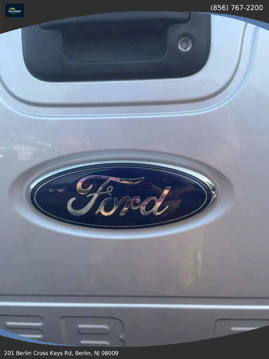 Used 2015 Ford F250 XL w/ Power Equipment Group AWD/4WD image 5