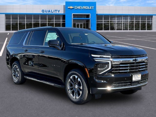 New 2026 Chevrolet Suburban LT w/ LPO, Dark Essentials Package