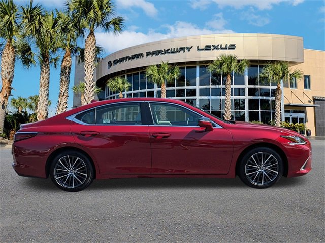 Certified 2025 Lexus ES 350 w/ Premium Package image 3