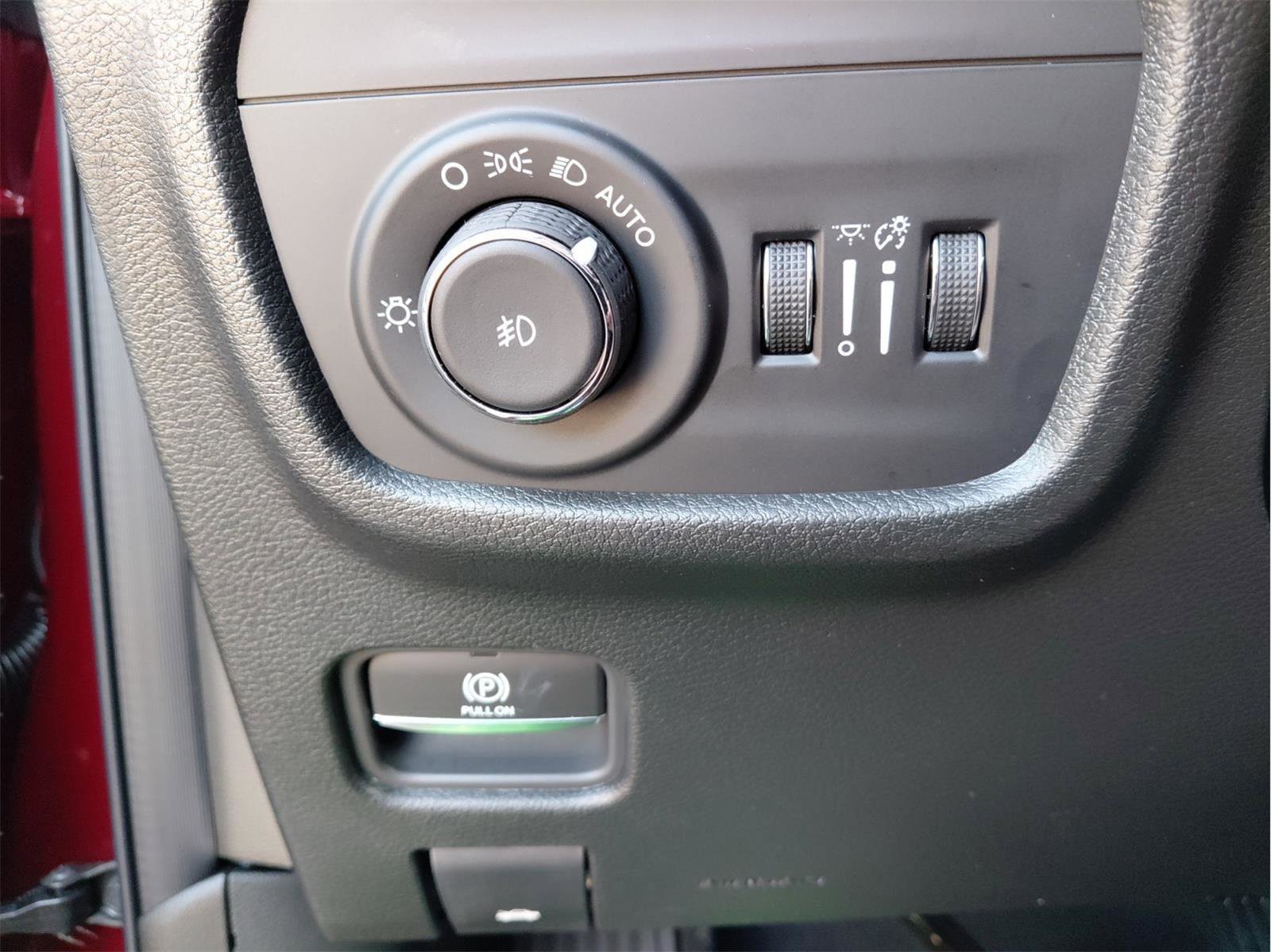 New 2025 Jeep Grand Cherokee L Limited w/ Black Appearance Package image 23