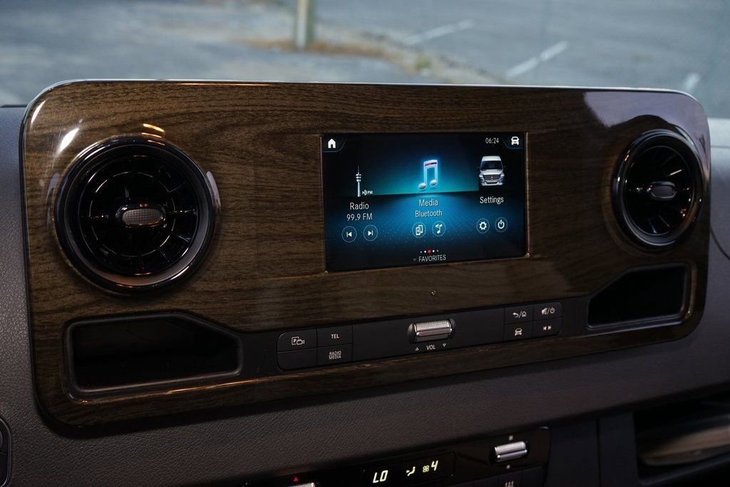 Used 2022 Mercedes-Benz Sprinter 3500 image 15