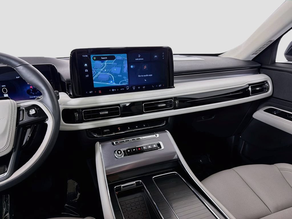 Used 2026 Lincoln Aviator 2WD image 24
