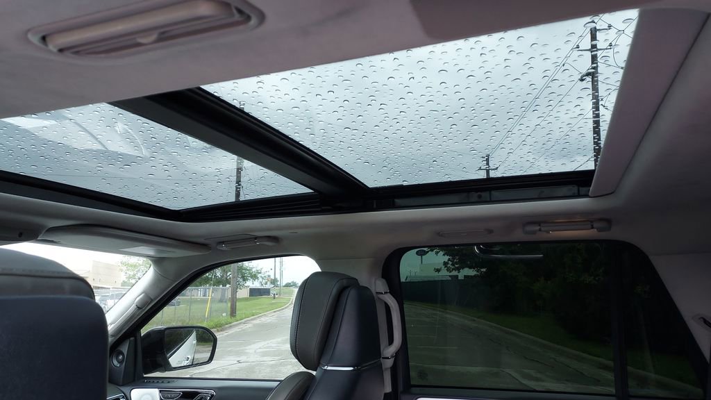 Used 2024 Lincoln Navigator Black Label image 21