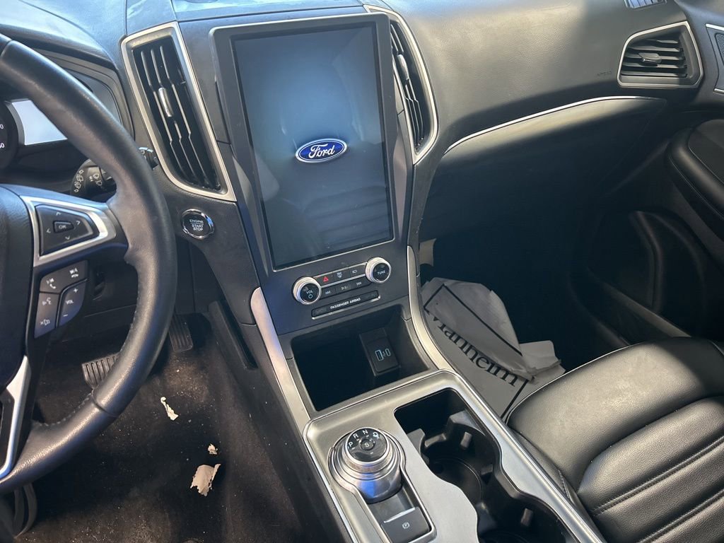 Certified 2022 Ford Edge SEL w/ Convenience Package AWD/4WD image 4
