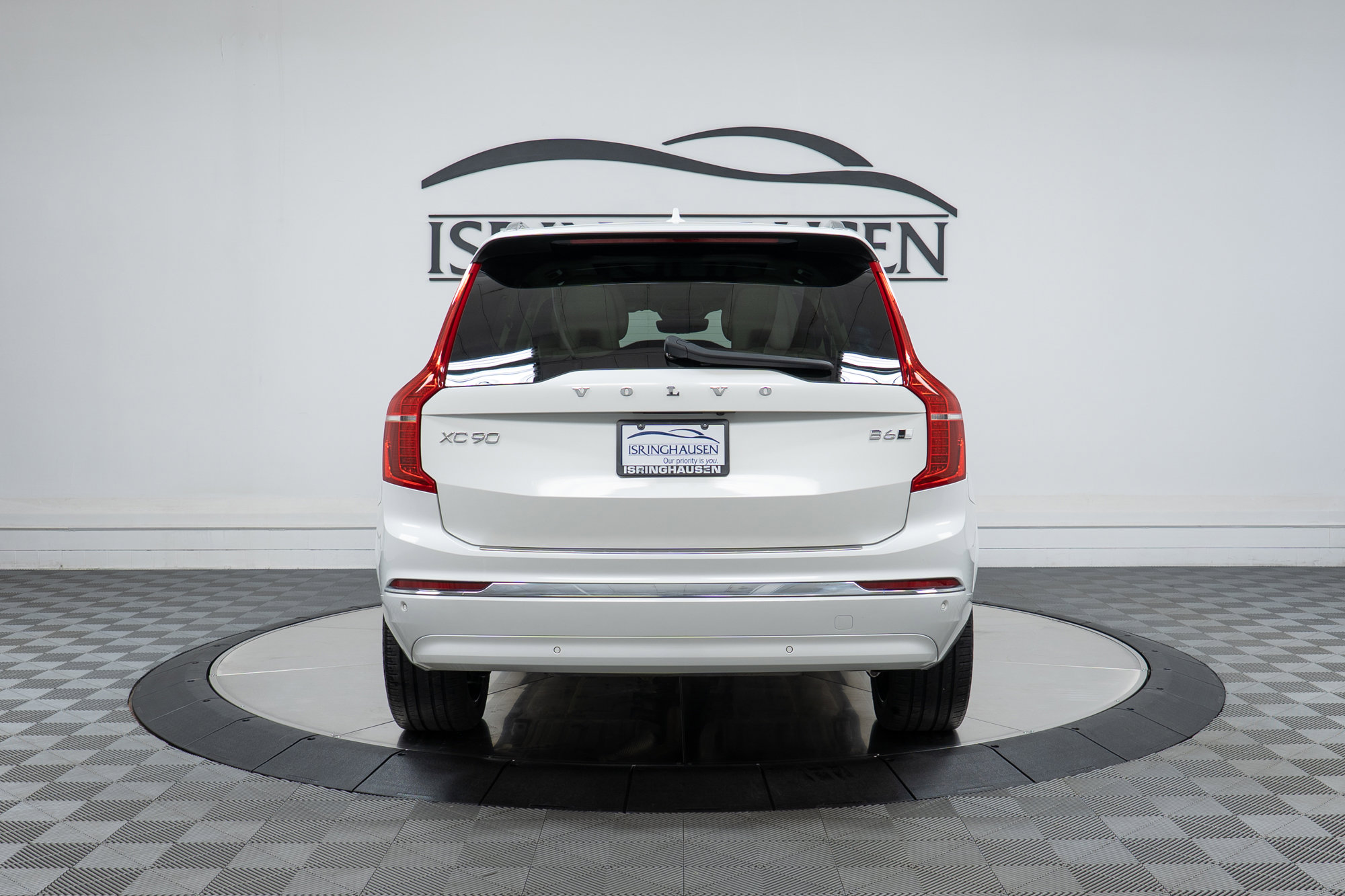 Certified 2023 Volvo XC90 B6 Plus w/ Protection Package Premier image 6