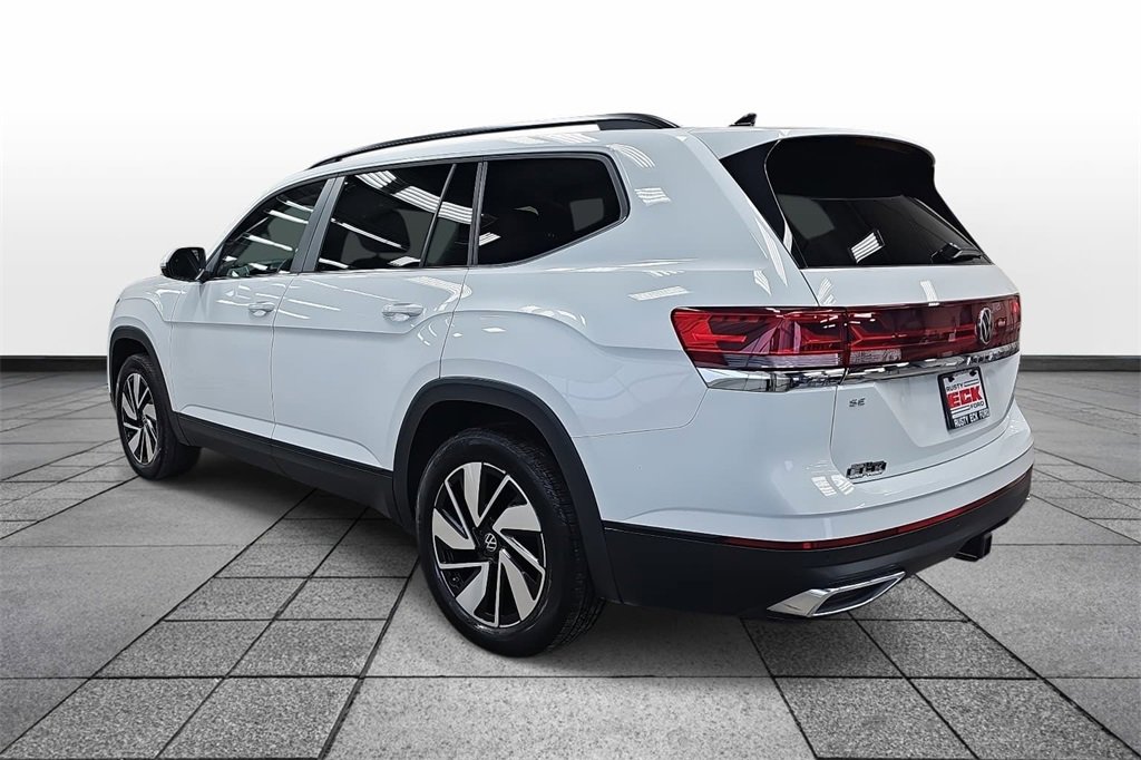 Used 2025 Volkswagen Atlas SE image 7