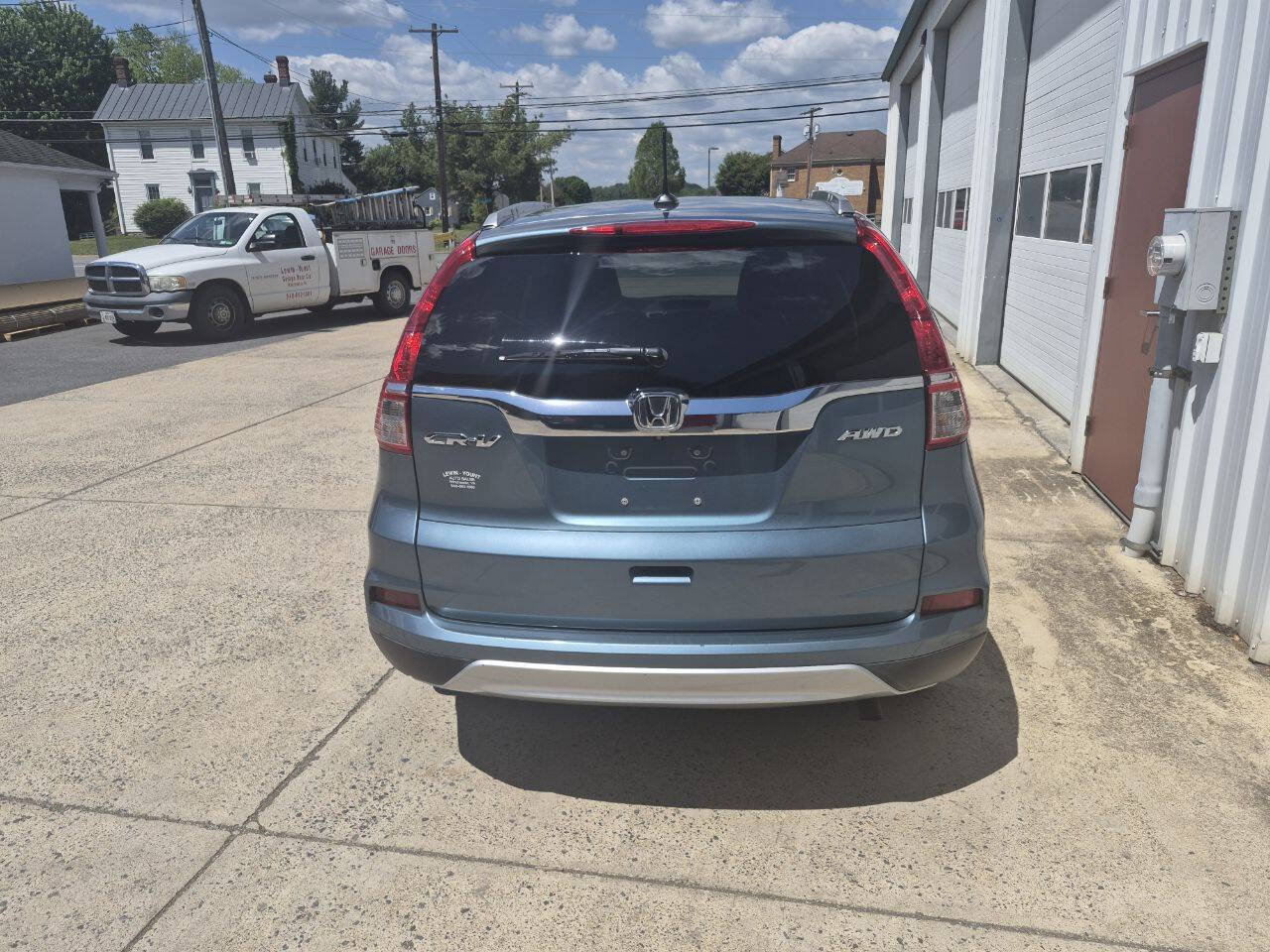 Used 2015 Honda CR-V EX-L image 2