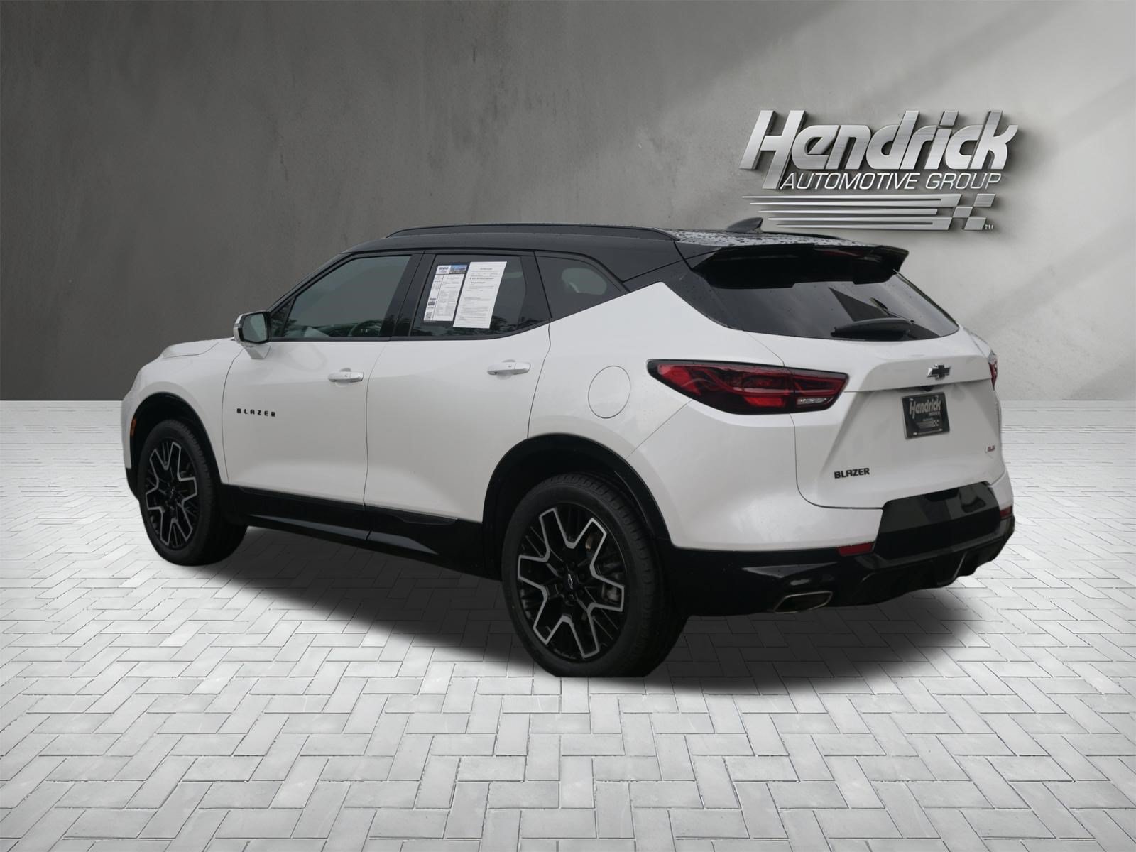 Used 2023 Chevrolet Blazer RS w/ Enhanced Convenience Package FWD image 7