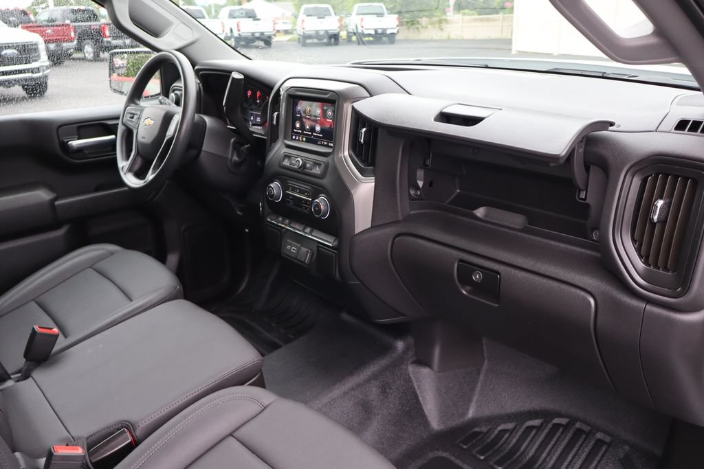 Used 2026 Chevrolet Silverado 1500 W/T w/ WT Convenience Package AWD/4WD image 28