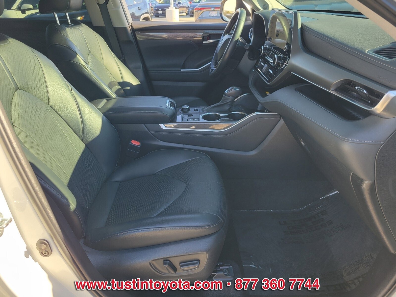Used 2023 Toyota Highlander Limited image 17
