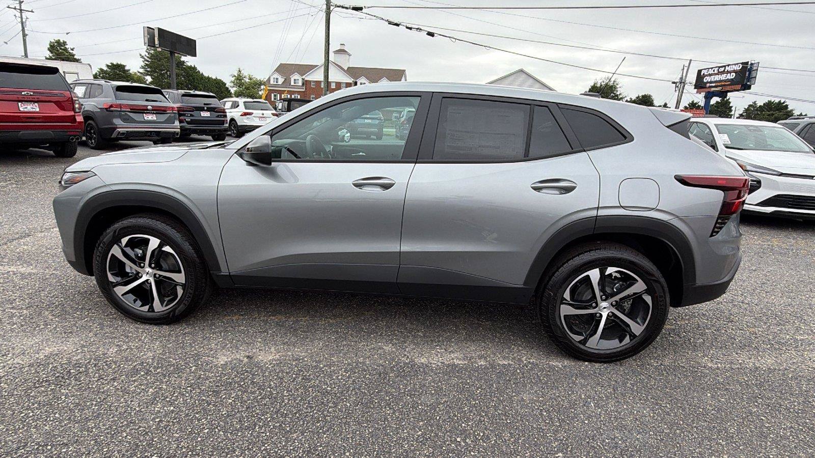 New 2026 Chevrolet Trax RS FWD image 11
