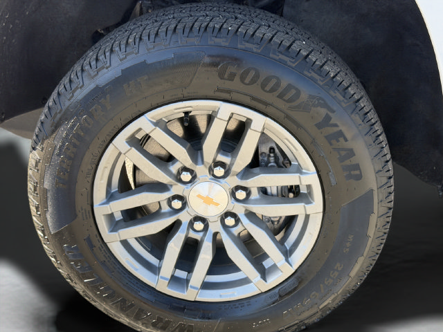 Used 2026 Chevrolet Colorado LT RWD image 19