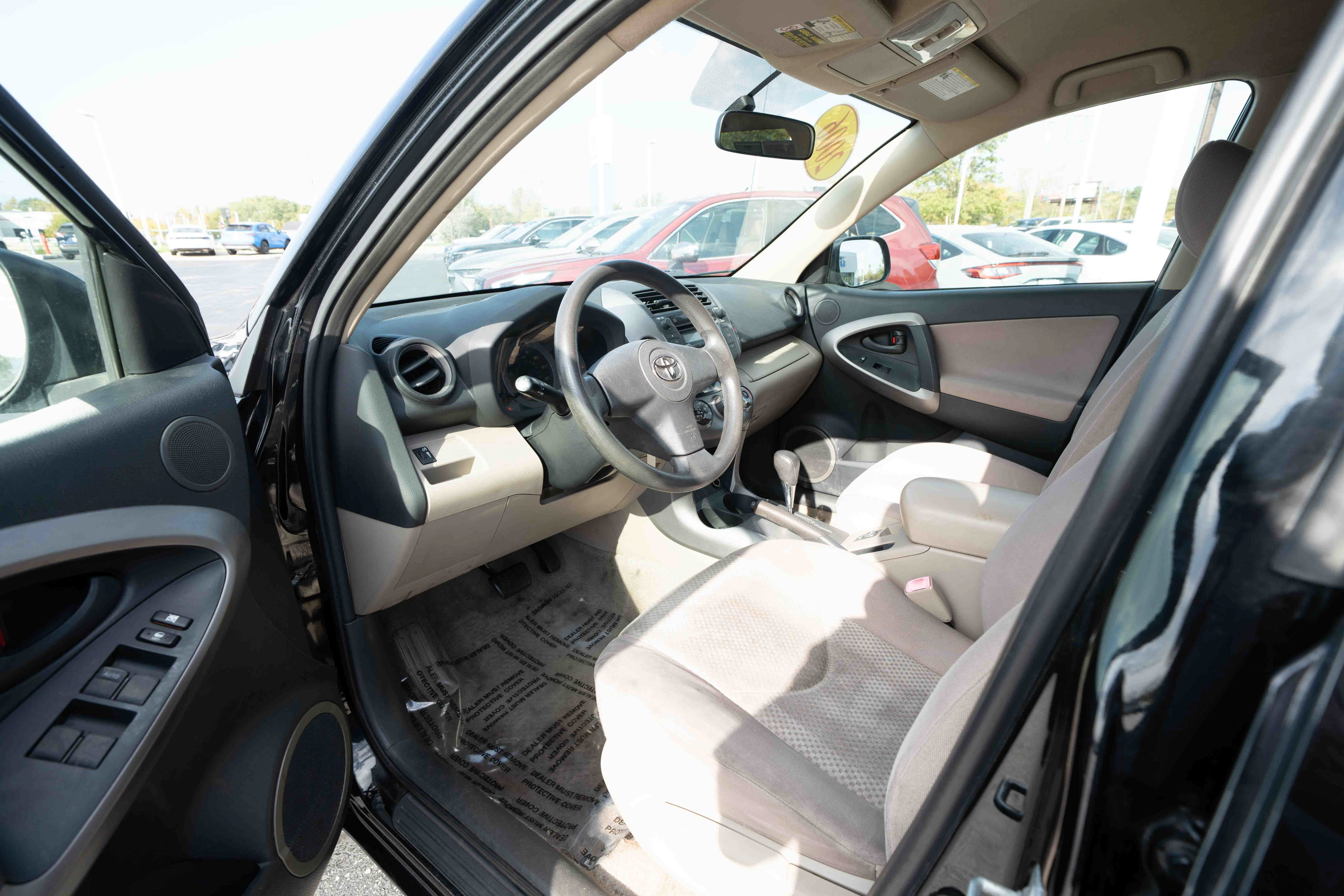 Used 2006 Toyota RAV4 2WD image 8