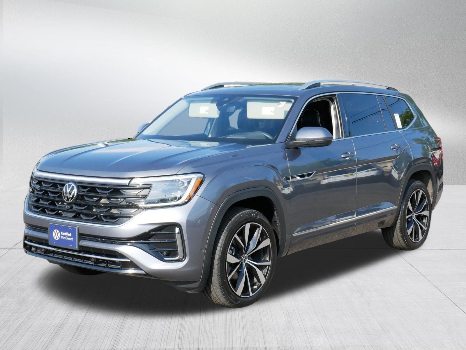 Certified 2024 Volkswagen Atlas SEL Premium R-Line AWD/4WD image 3