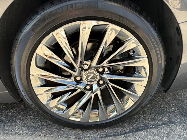 Certified 2024 Lexus ES 350 Ultra Luxury w/ Accessory Package (Z1) FWD image 39