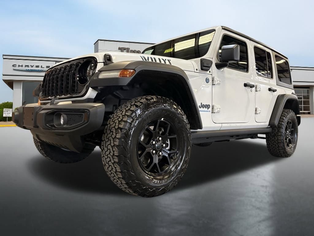 Used 2025 Jeep Wrangler Willys 4xe image 10