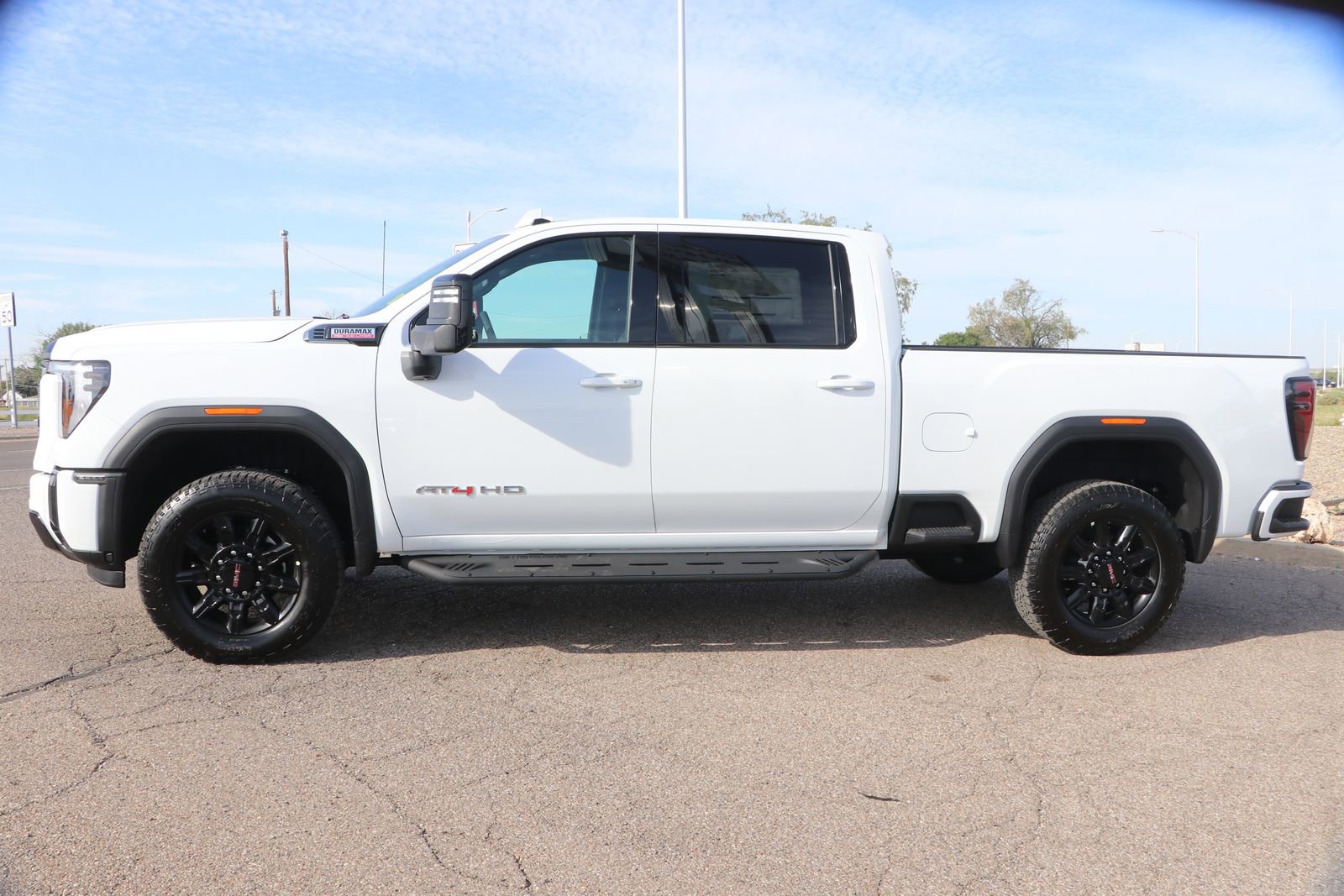 New 2026 GMC Sierra 2500 AT4 w/ Max Trailering Package image 4