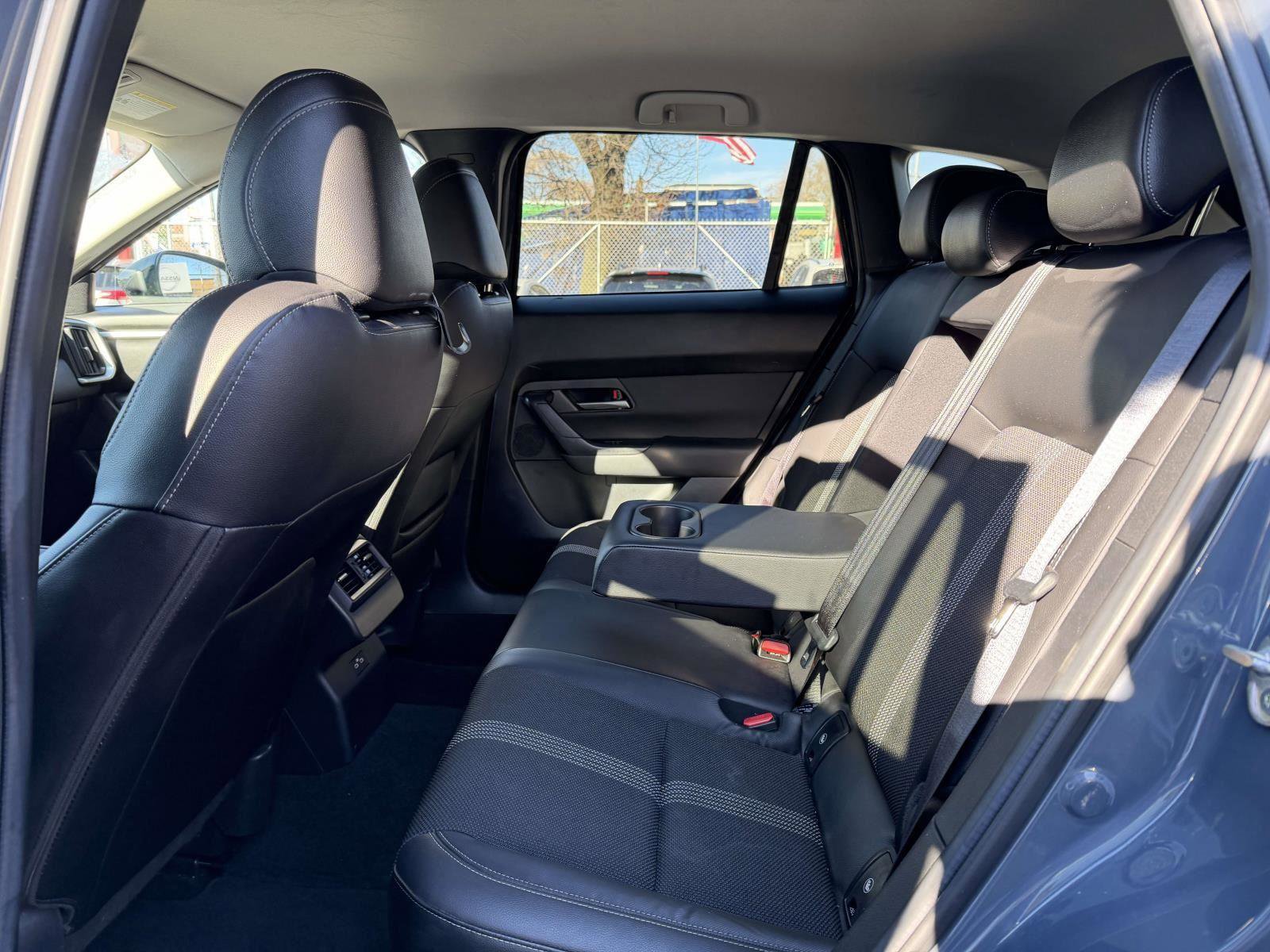 Used 2025 MAZDA CX-50 AWD 2.5 S w/ Preferred Package image 13