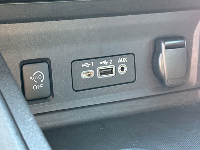 Used 2025 Nissan Sentra SR image 25