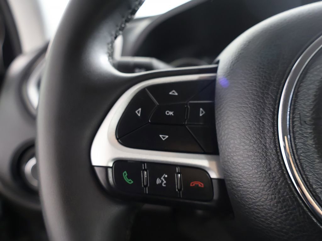 Used 2018 Jeep Renegade Latitude image 39