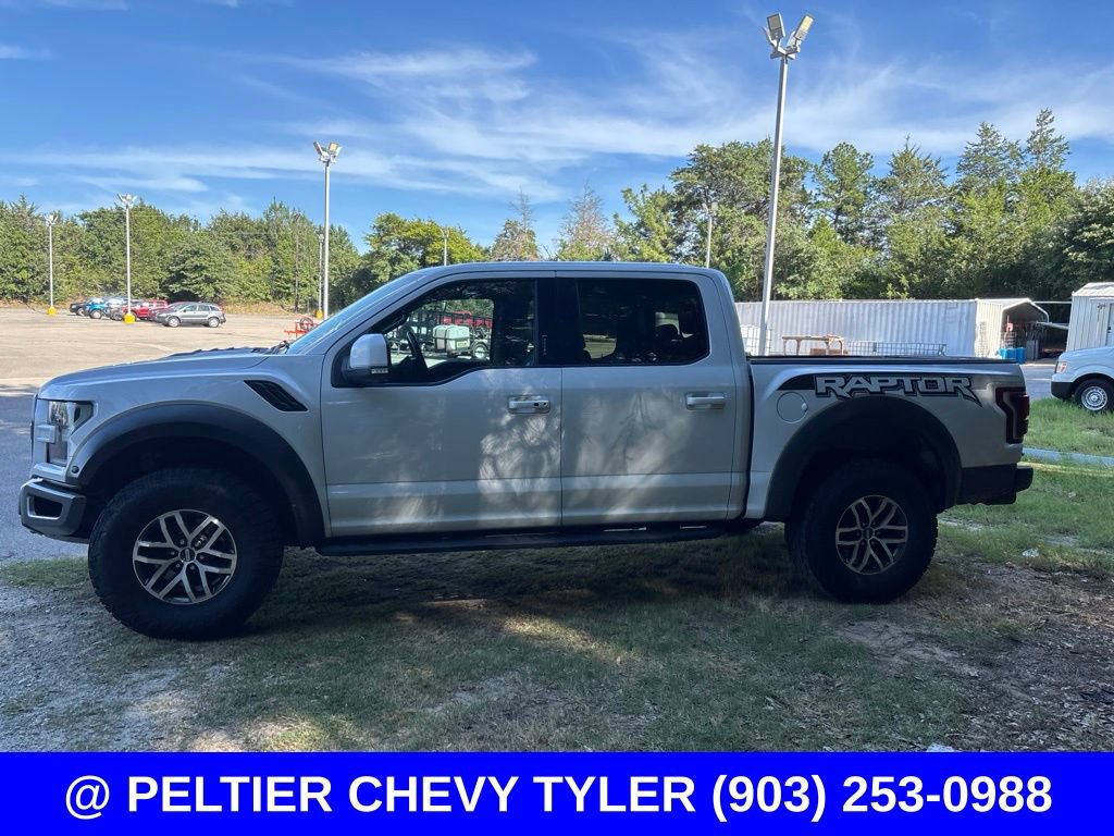 Used 2018 Ford F150 Raptor w/ Equipment Group 802A Luxury AWD/4WD image 4