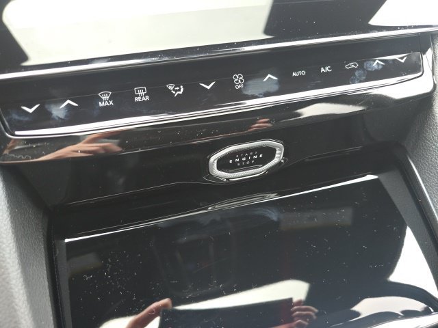 New 2026 Jeep Grand Cherokee Altitude AWD/4WD image 15