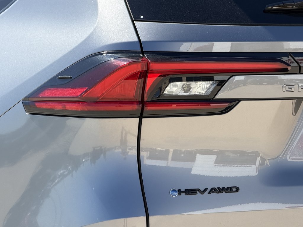 Used 2025 Toyota Grand Highlander AWD Hybrid image 10