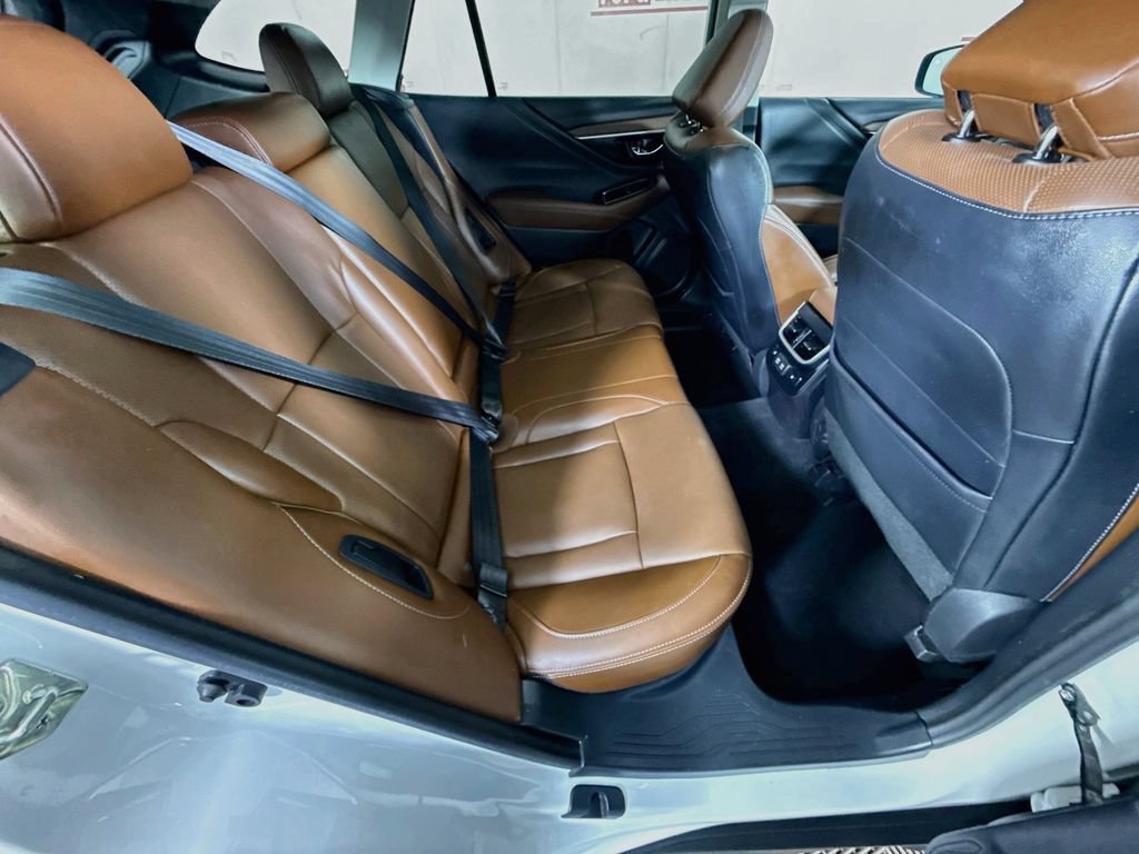 Used 2020 Subaru Outback Touring AWD/4WD image 31