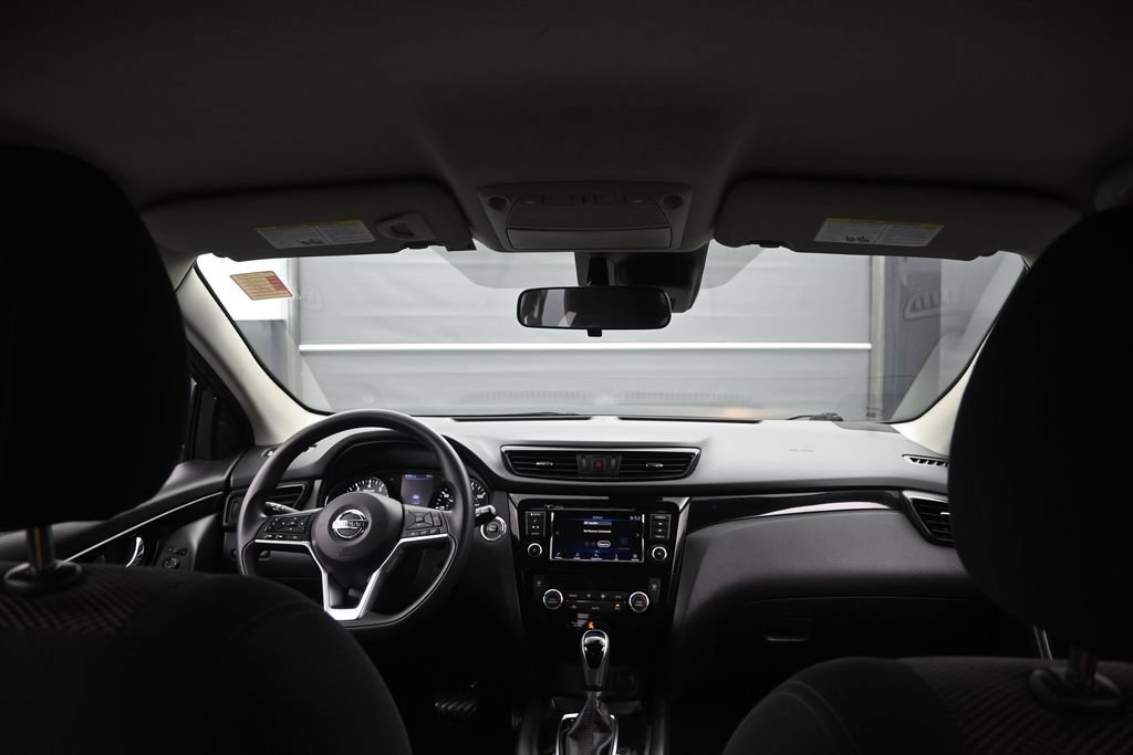Used 2019 Nissan Rogue Sport SV AWD/4WD image 26