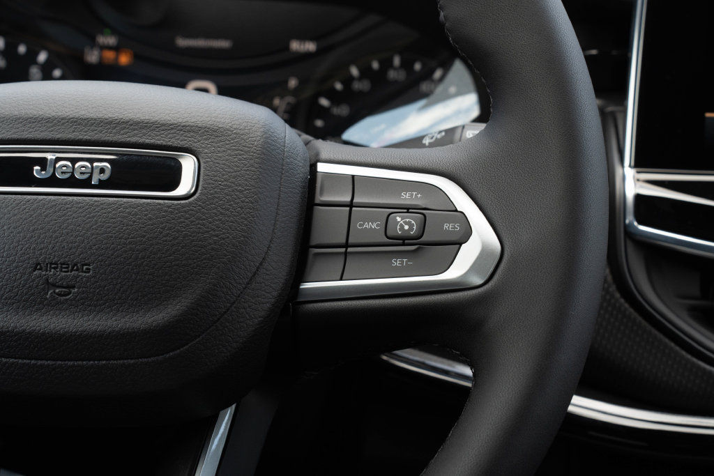 New 2026 Jeep Compass Latitude AWD/4WD image 26