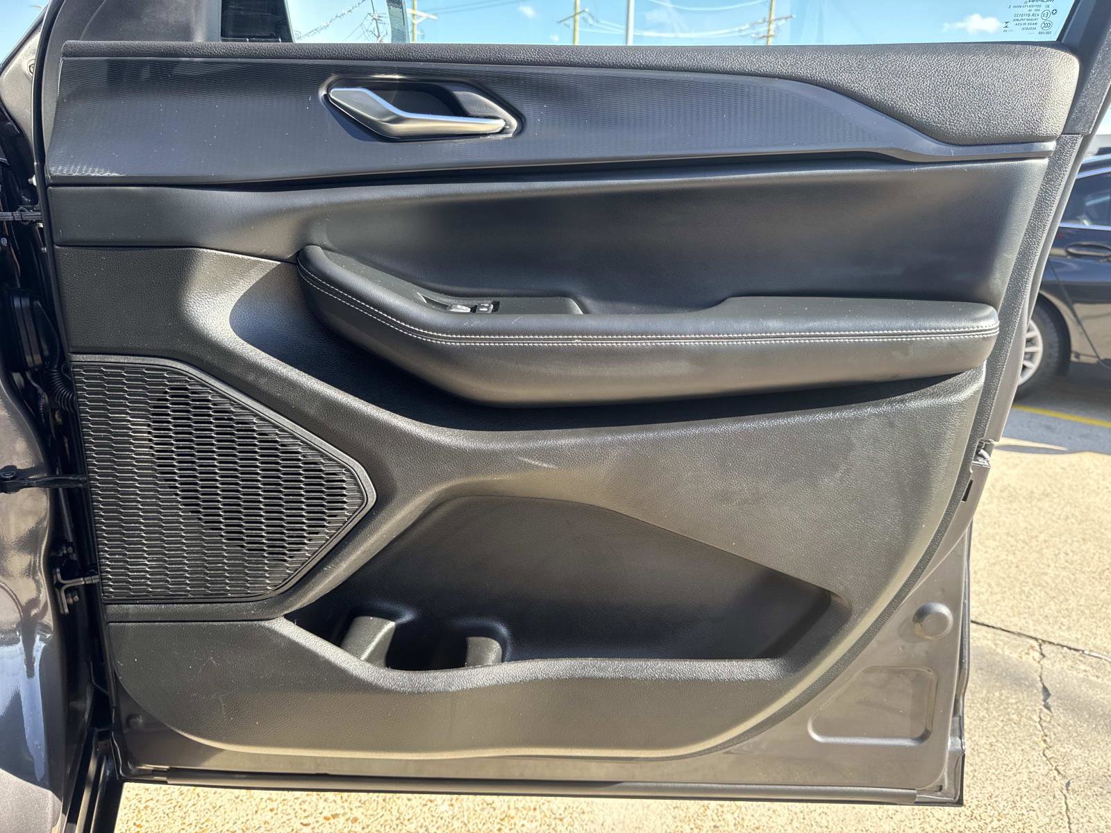 Used 2024 Jeep Grand Cherokee L Altitude image 13