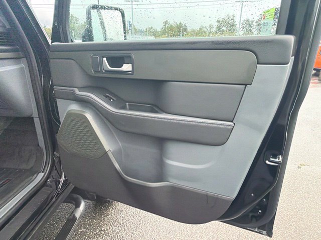 Used 2025 INEOS Grenadier Station Wagon AWD/4WD image 8